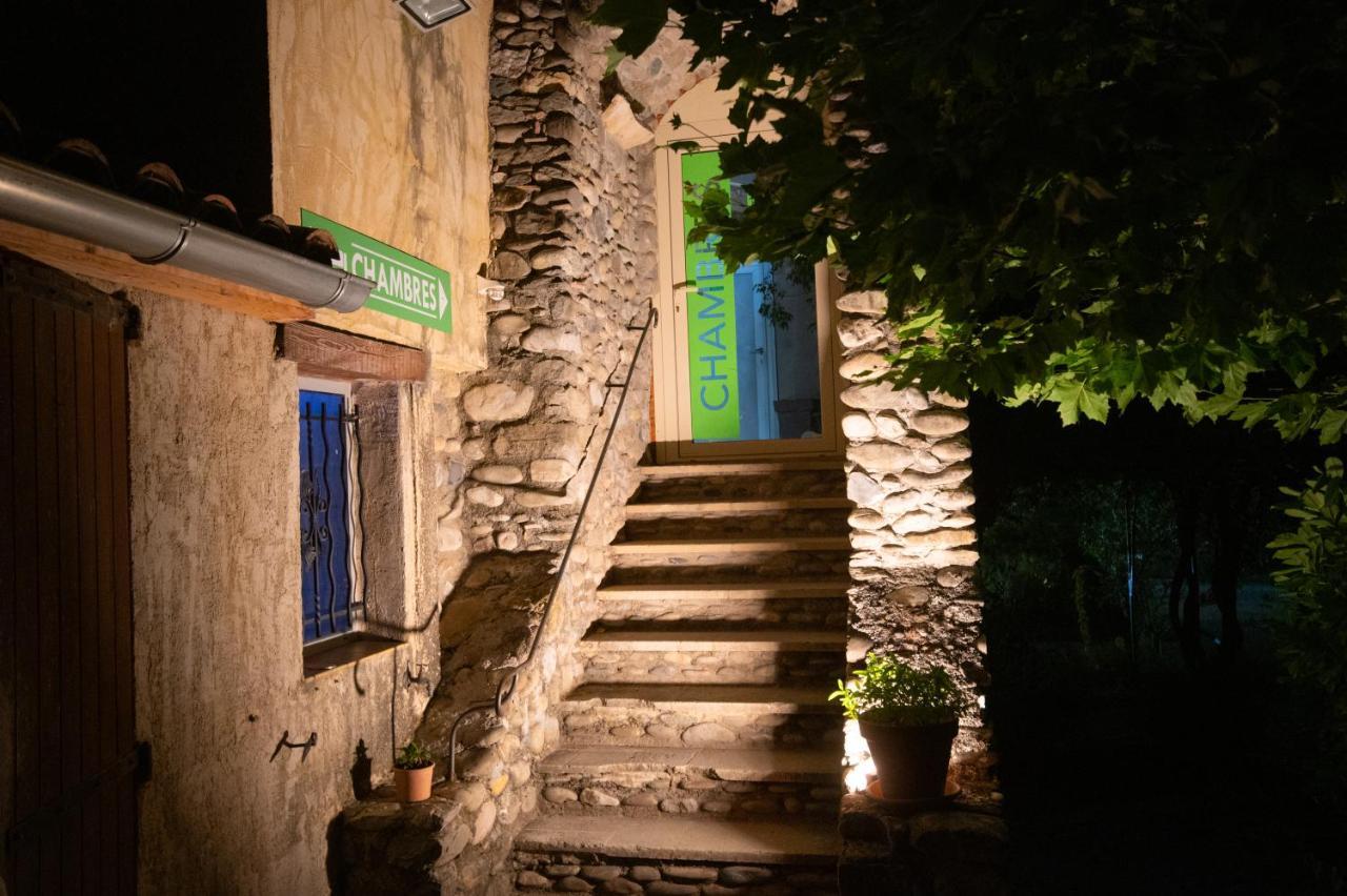 L'Oustaou Bed and Breakfast Chateau-Arnoux-Saint-Auban Εξωτερικό φωτογραφία