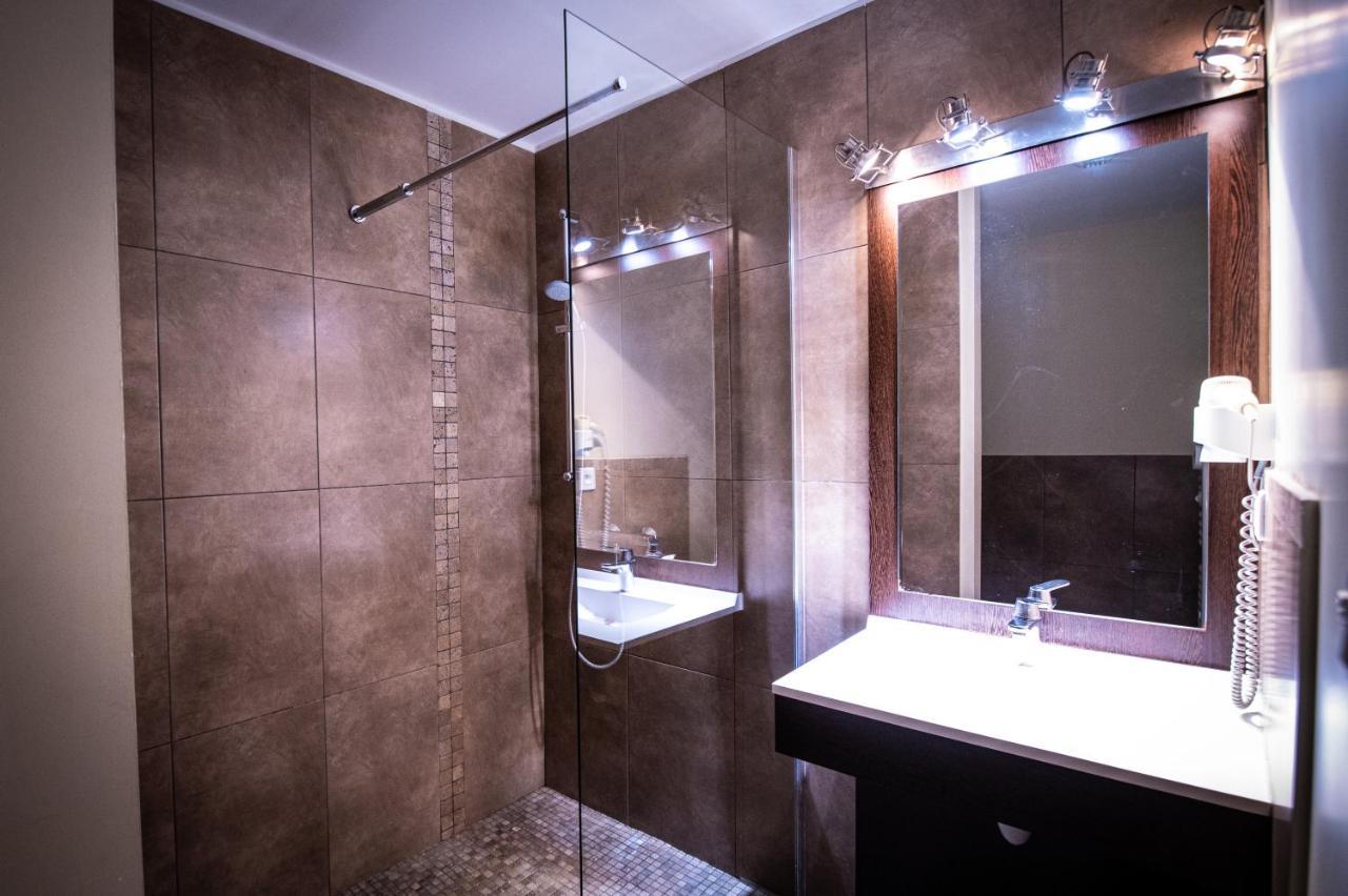 L'Oustaou Bed and Breakfast Chateau-Arnoux-Saint-Auban Εξωτερικό φωτογραφία