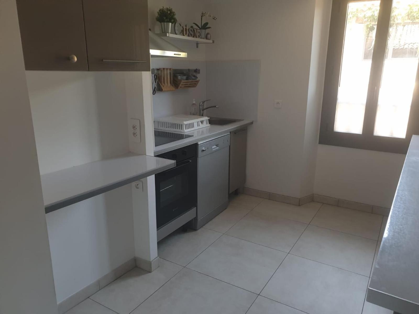 L'Oustaou Bed and Breakfast Chateau-Arnoux-Saint-Auban Εξωτερικό φωτογραφία